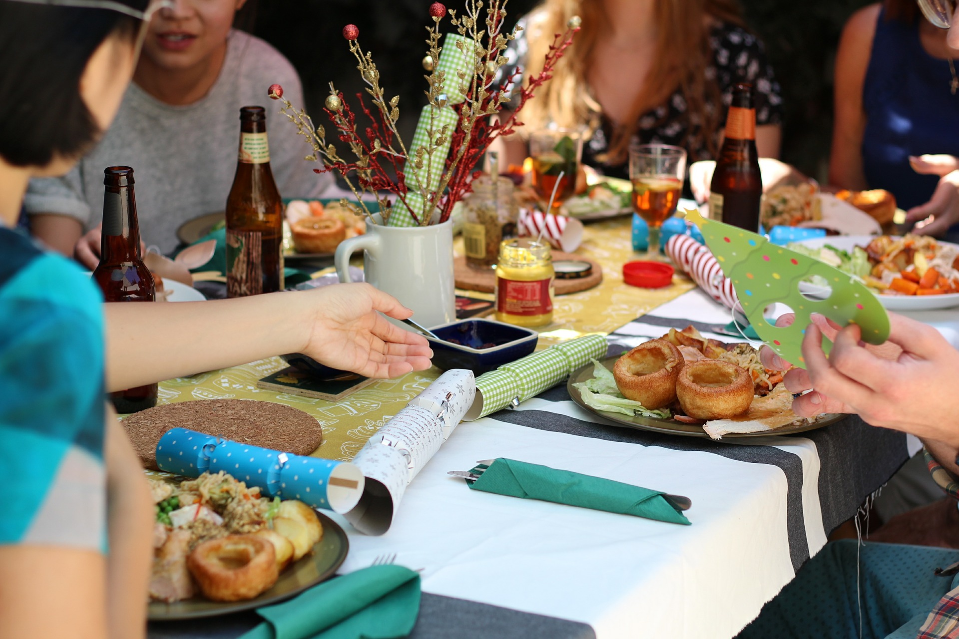 Gemeinsam essen an der Tavolata – die neue Food-Kolumne von Charoline Bauer